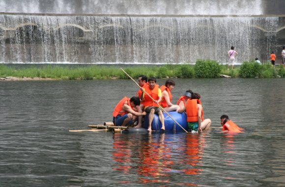 1692025374429828.jpg 水上扎实筏-580x380_c.jpg